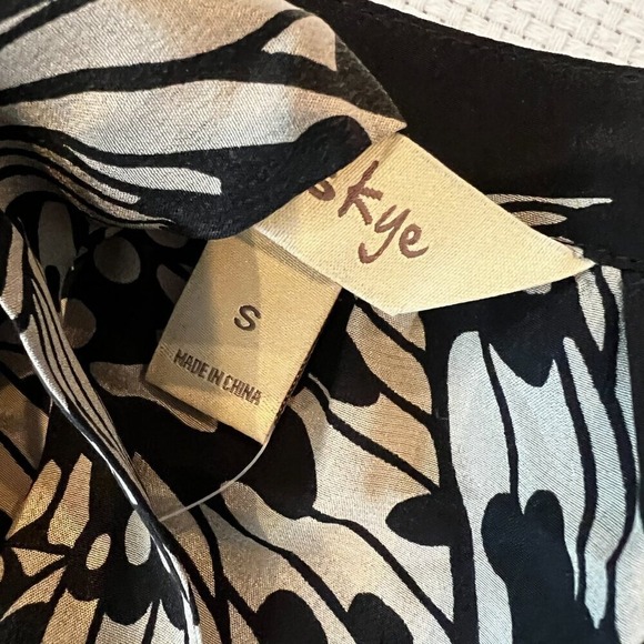 Presley Skye Black Butterfly Print Long Sleeve Maxi Dress 100% silk Size Small - Picture 3 of 10